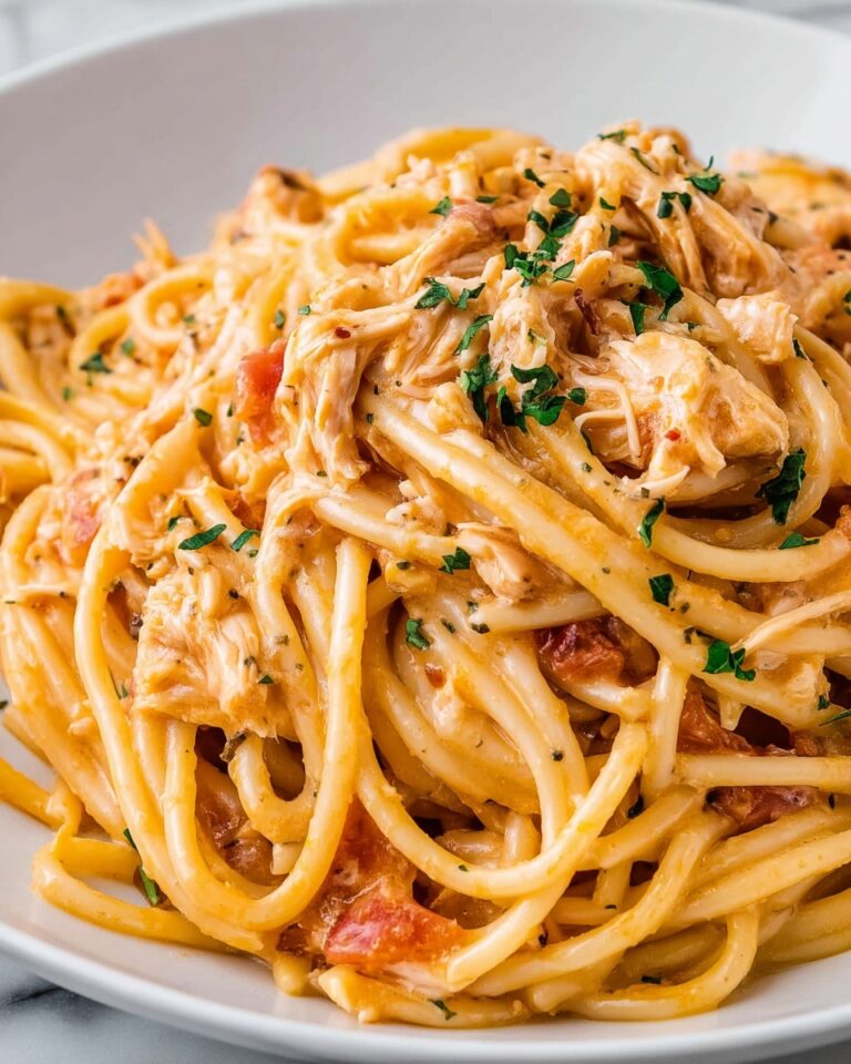 Slow Cooker Creamy Chicken Spaghetti Recipe